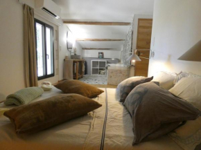 Chambre d'hôtes dans une ancienne bergerie - La Bergerie du Monde